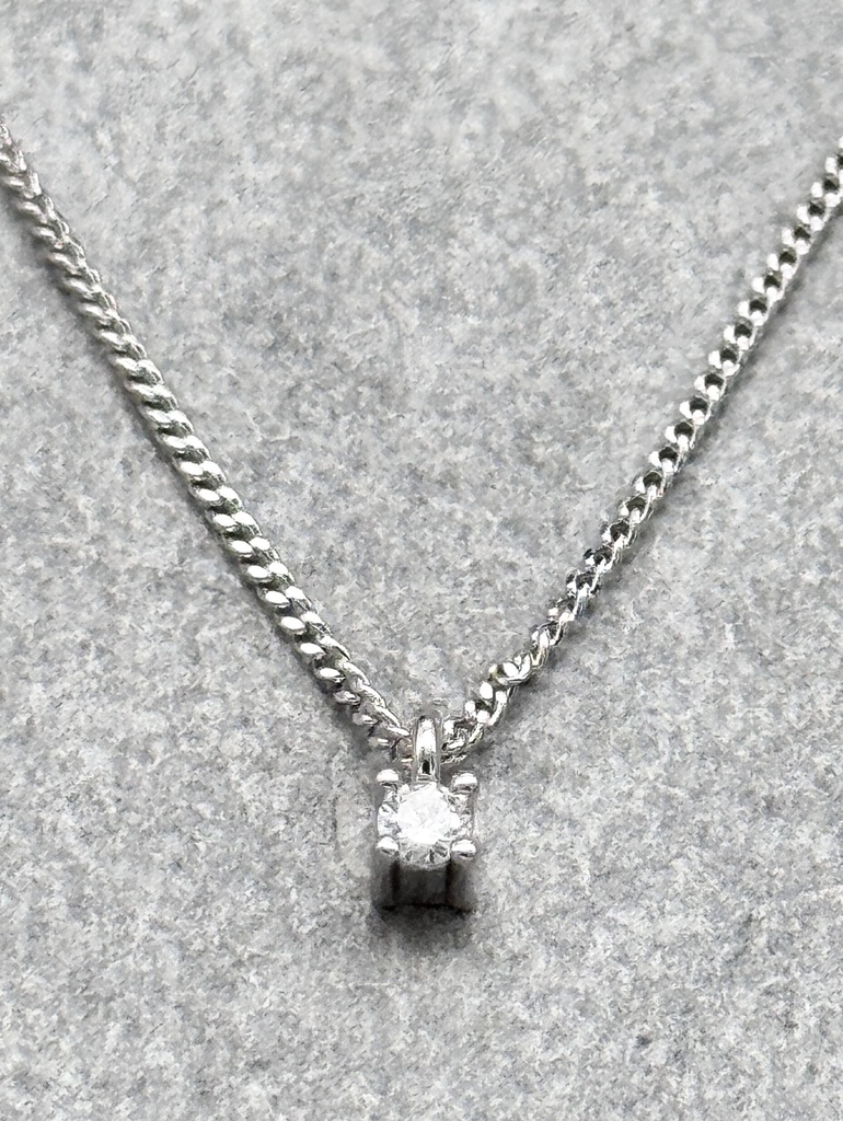 82005